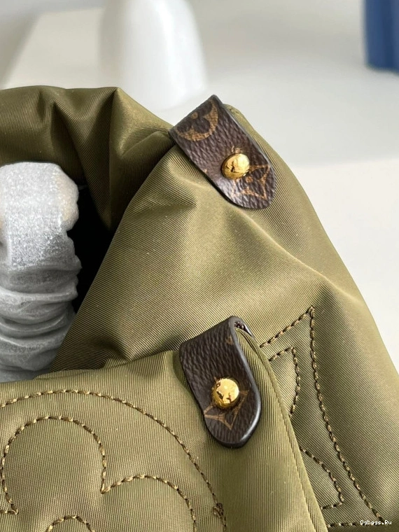 LOUIS GM ONTHEGO VUITTON 0407